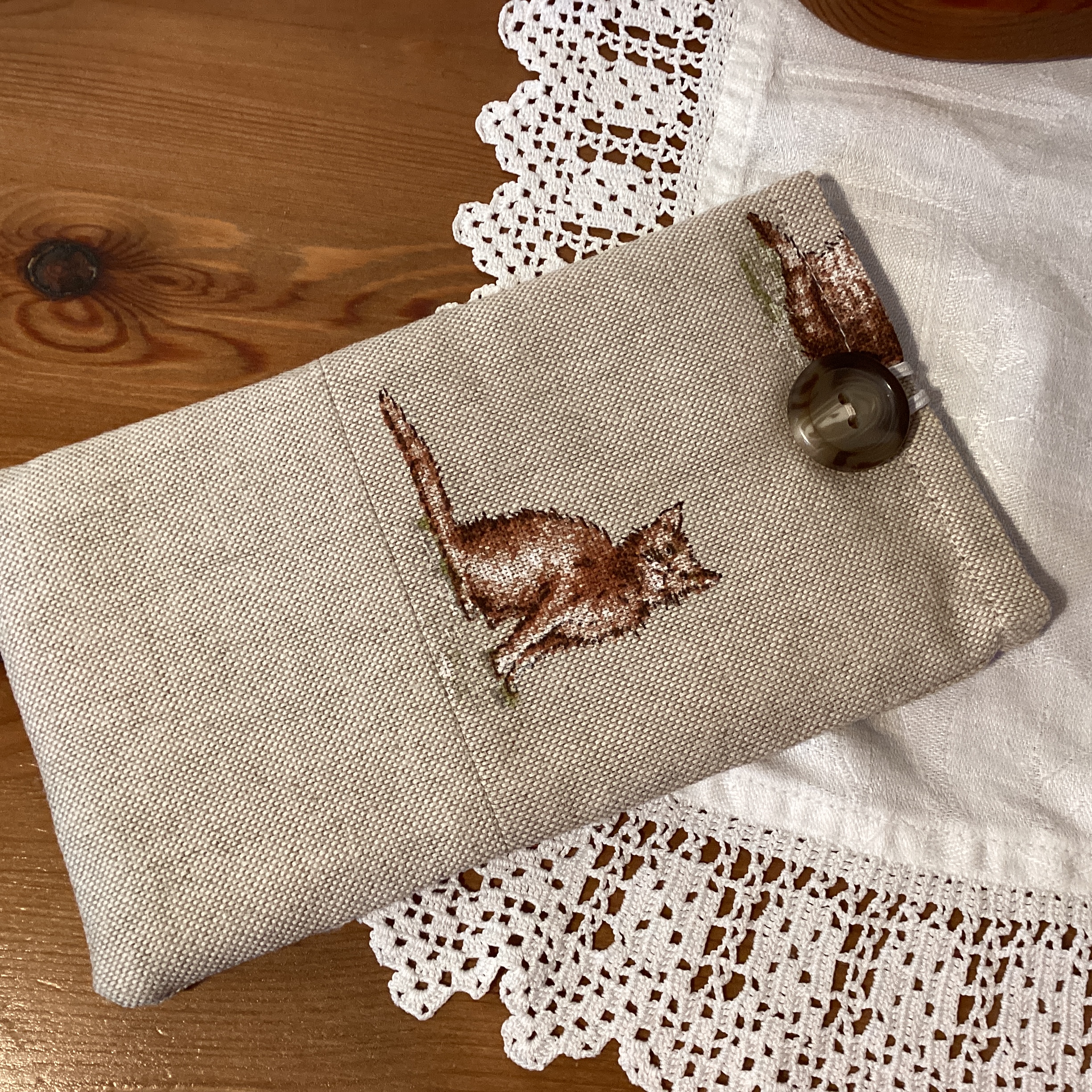 Glasses Case - cats and beige linen