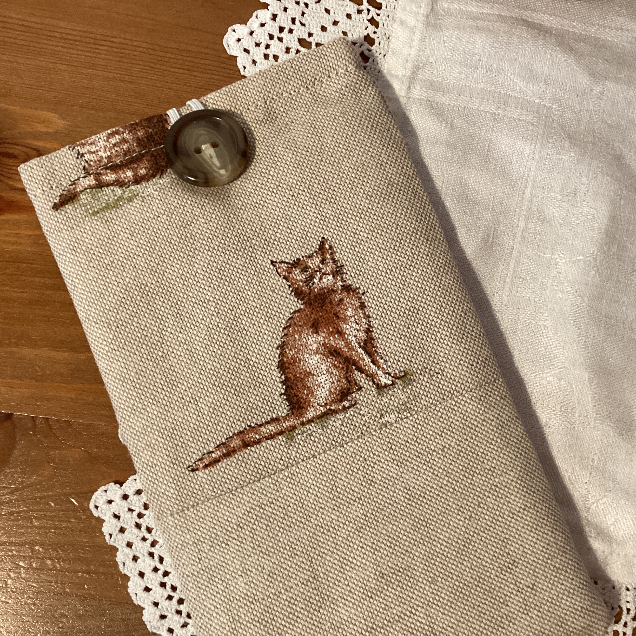 Glasses Case - cats and beige linen