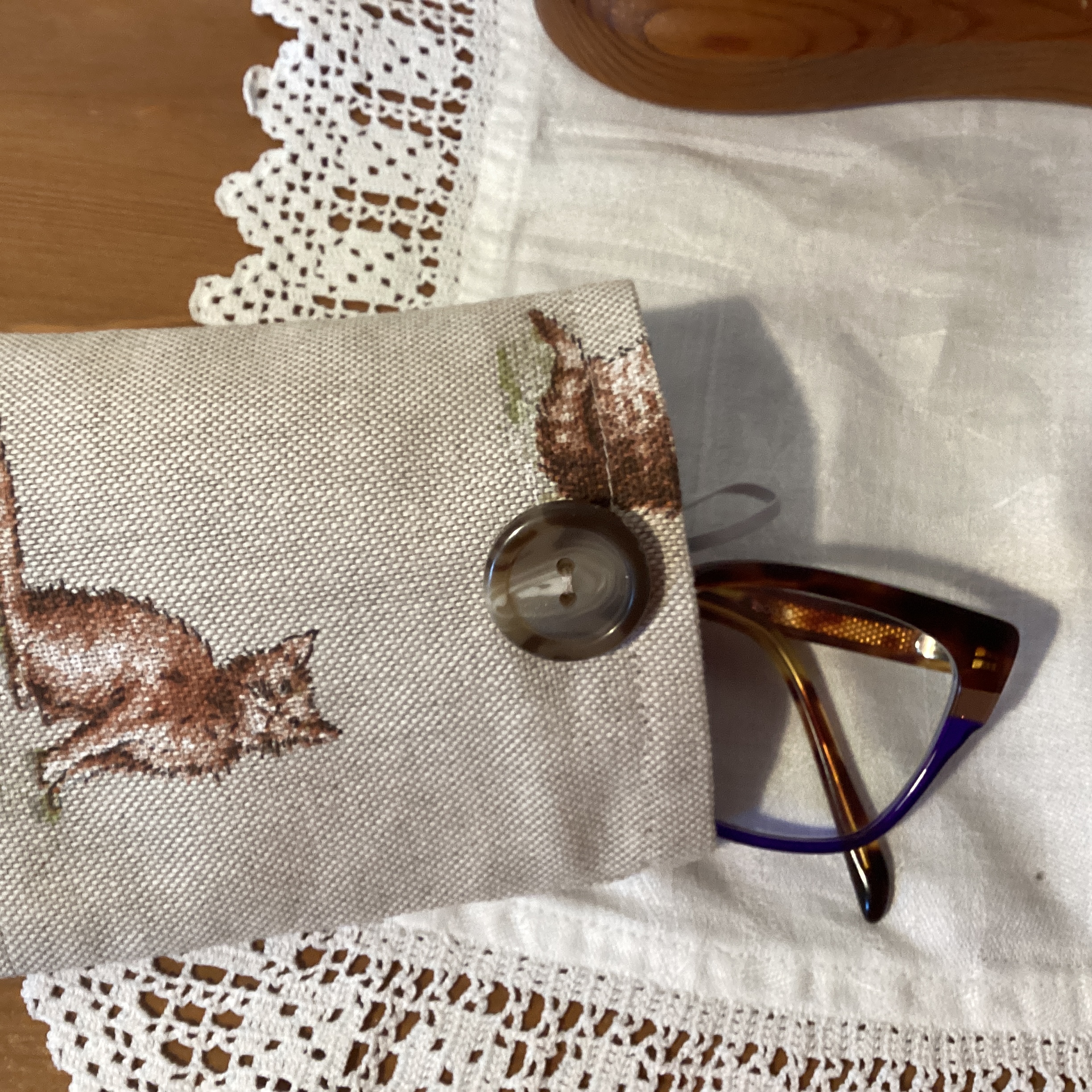 Glasses Case - cats and beige linen