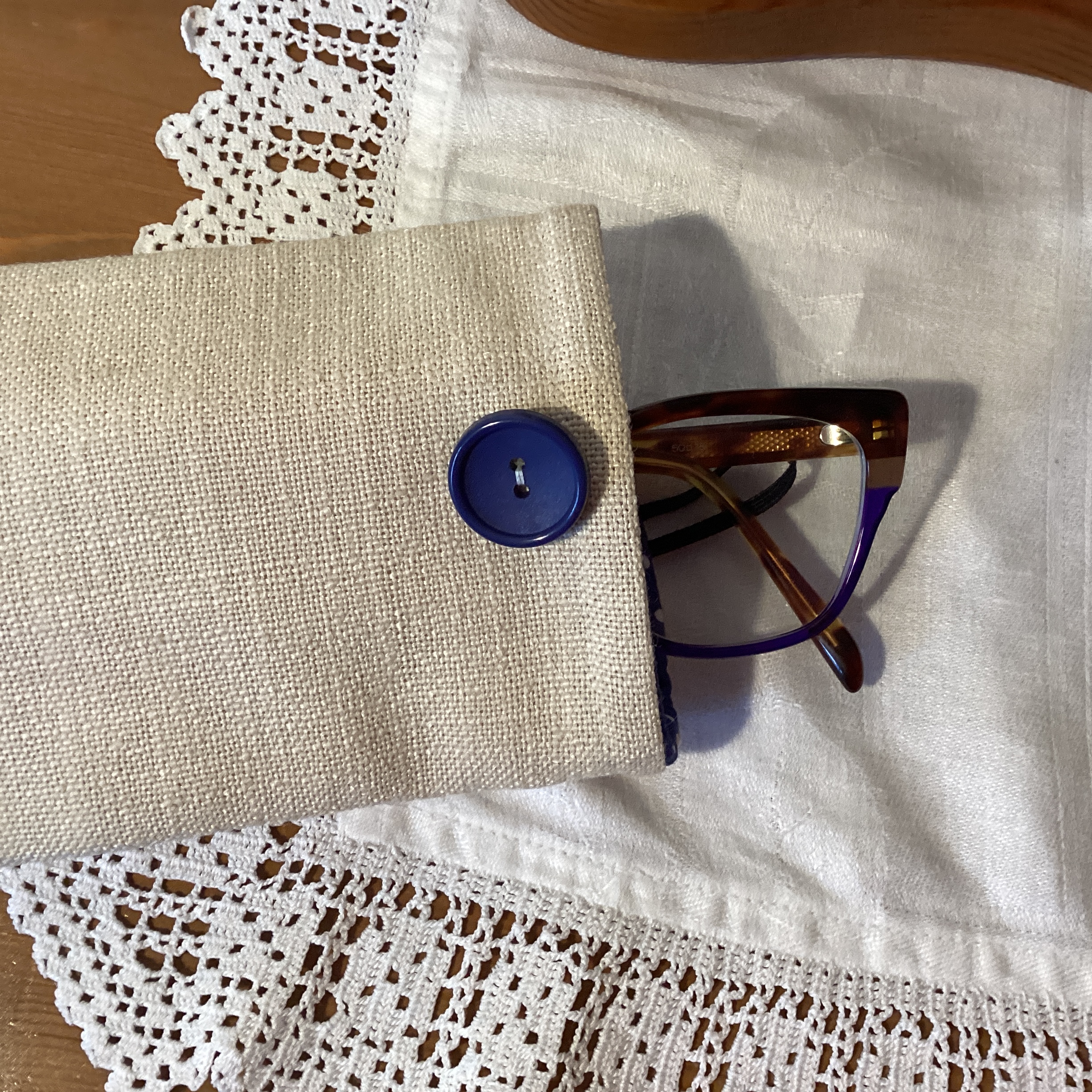 Glasses Case - cream linen with blue button