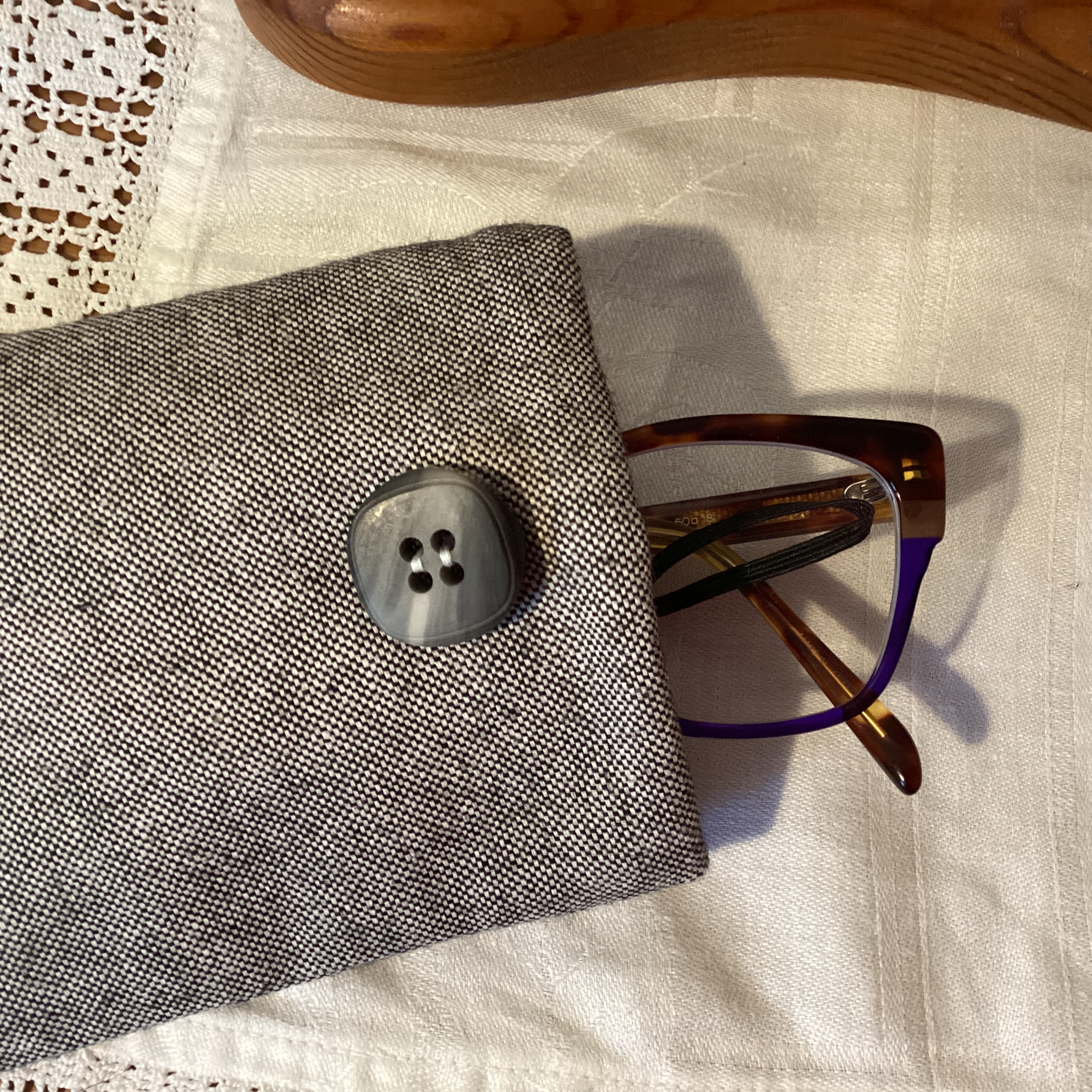 Glasses Case - black linen