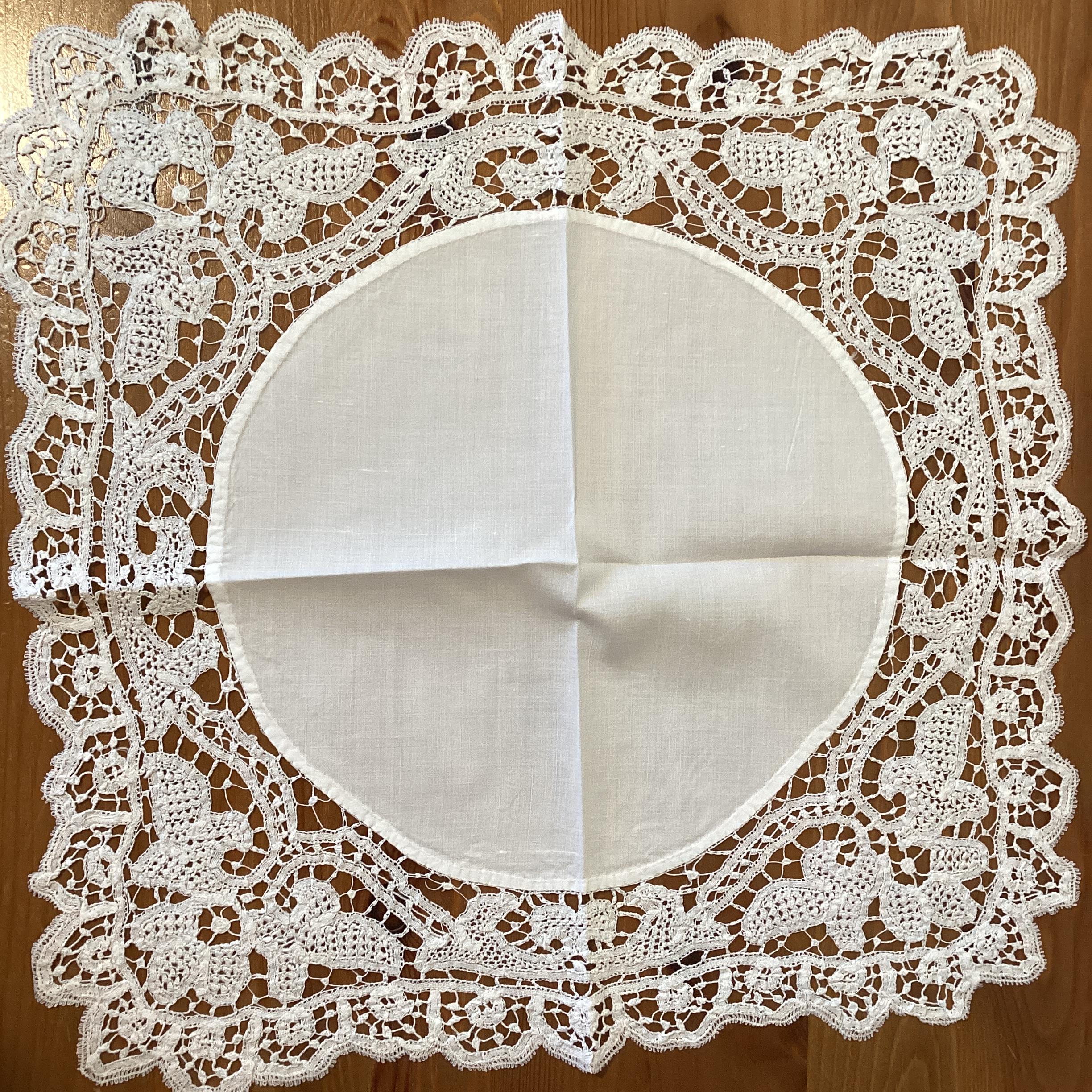 Vintage Handkerchief - centre circle