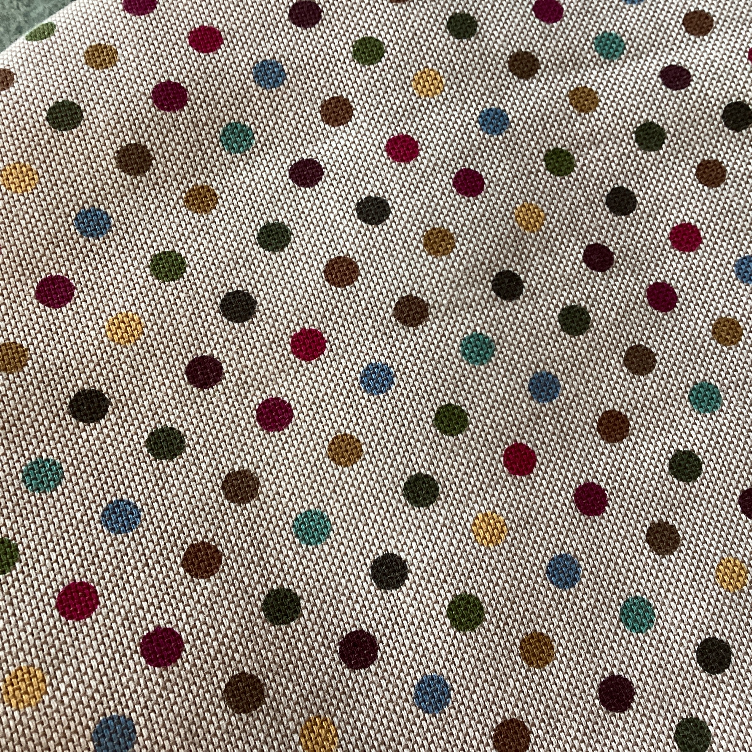 Tea Cosy - coloured spots