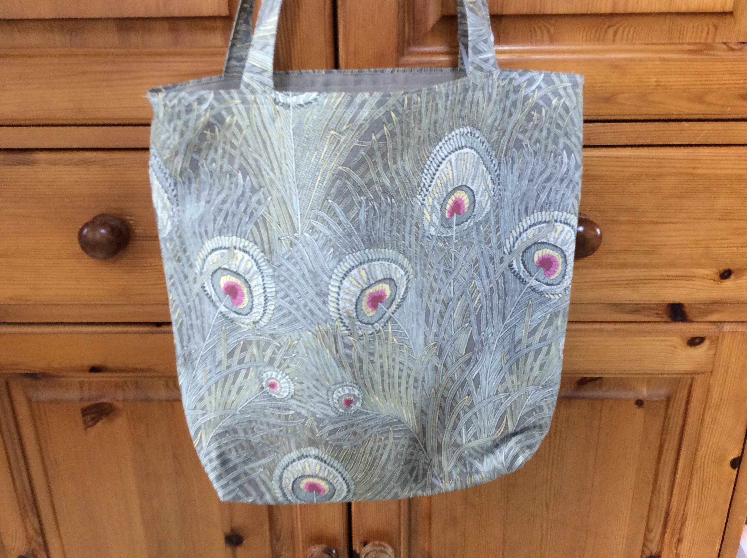 Tote Bag - feathers