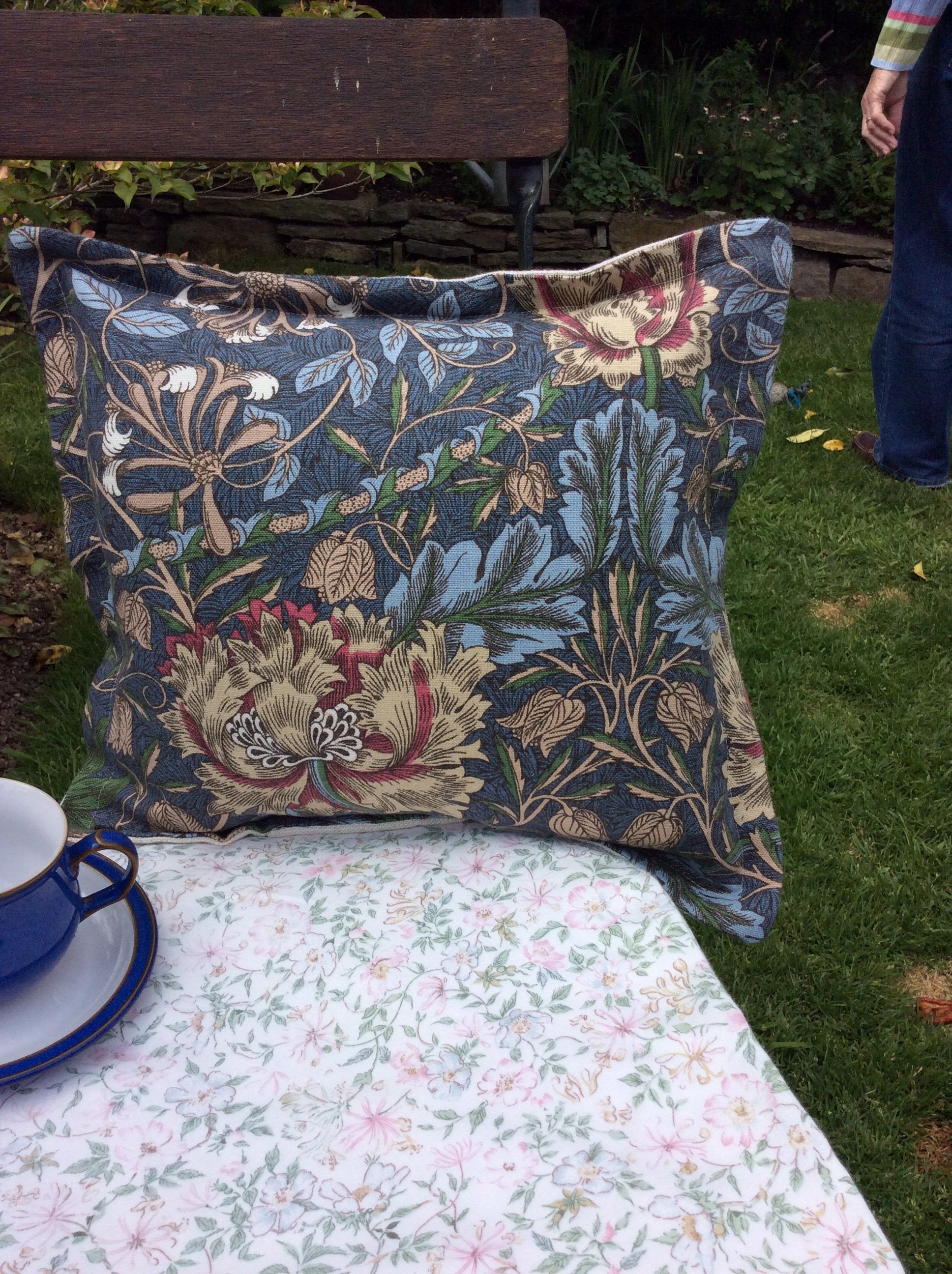 Cushion - Liberty fabric William Morris